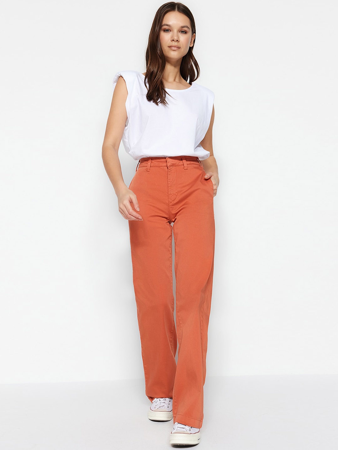 

Trendyol Women High-Rise Clean Look Jeans, Orange
