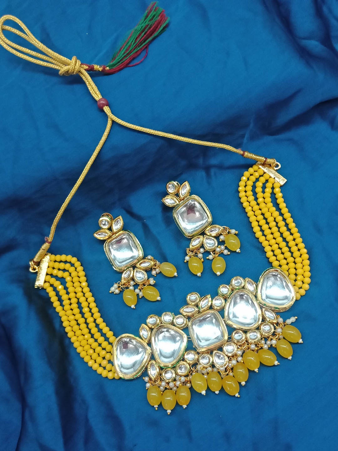 

AASHISH IMITATION Gold-Plated Stone-Studded & Beaded Jewellery Set