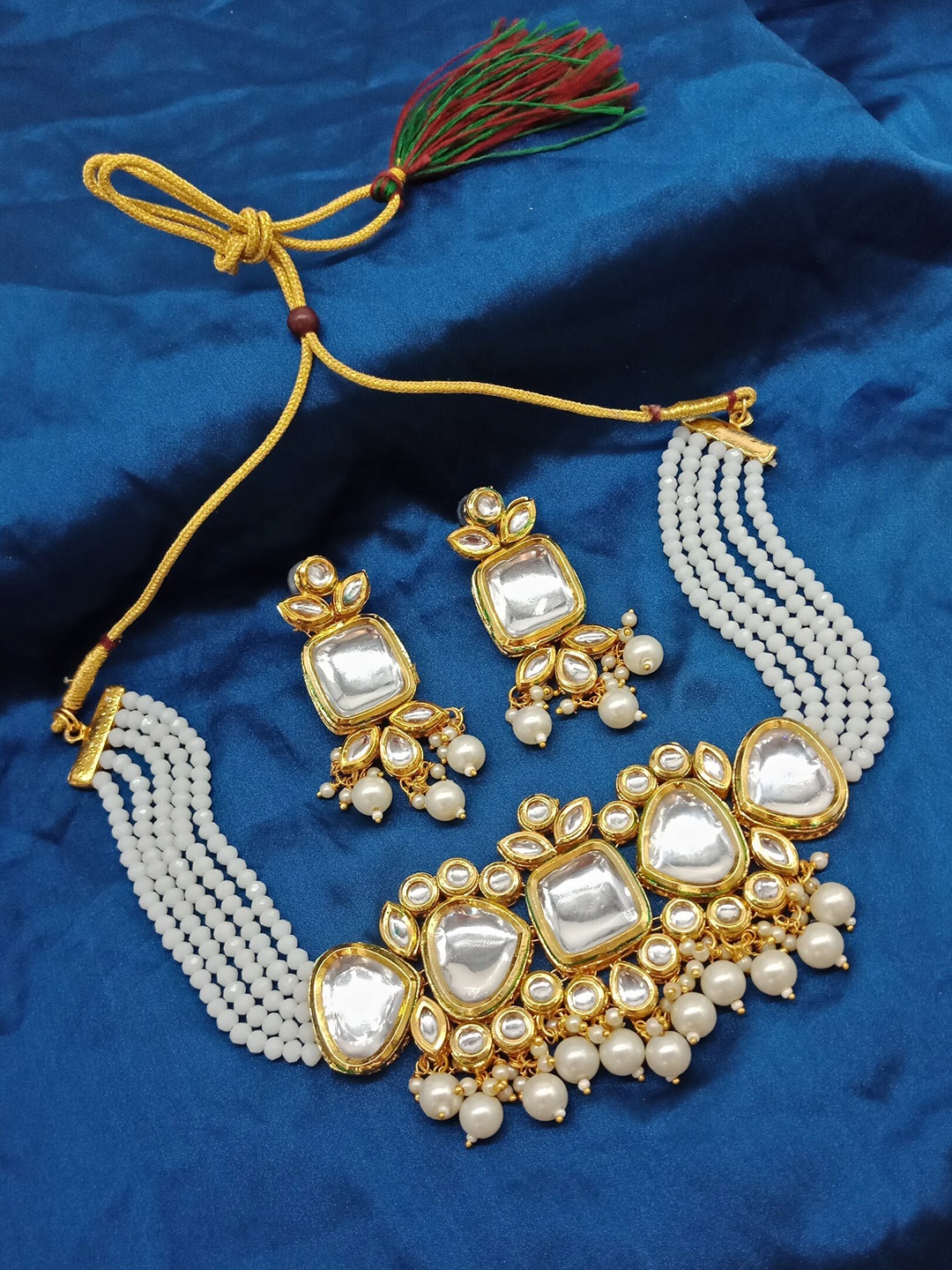 

AASHISH IMITATION Gold-Plated Kundan Studded & Beaded Jewellery Set