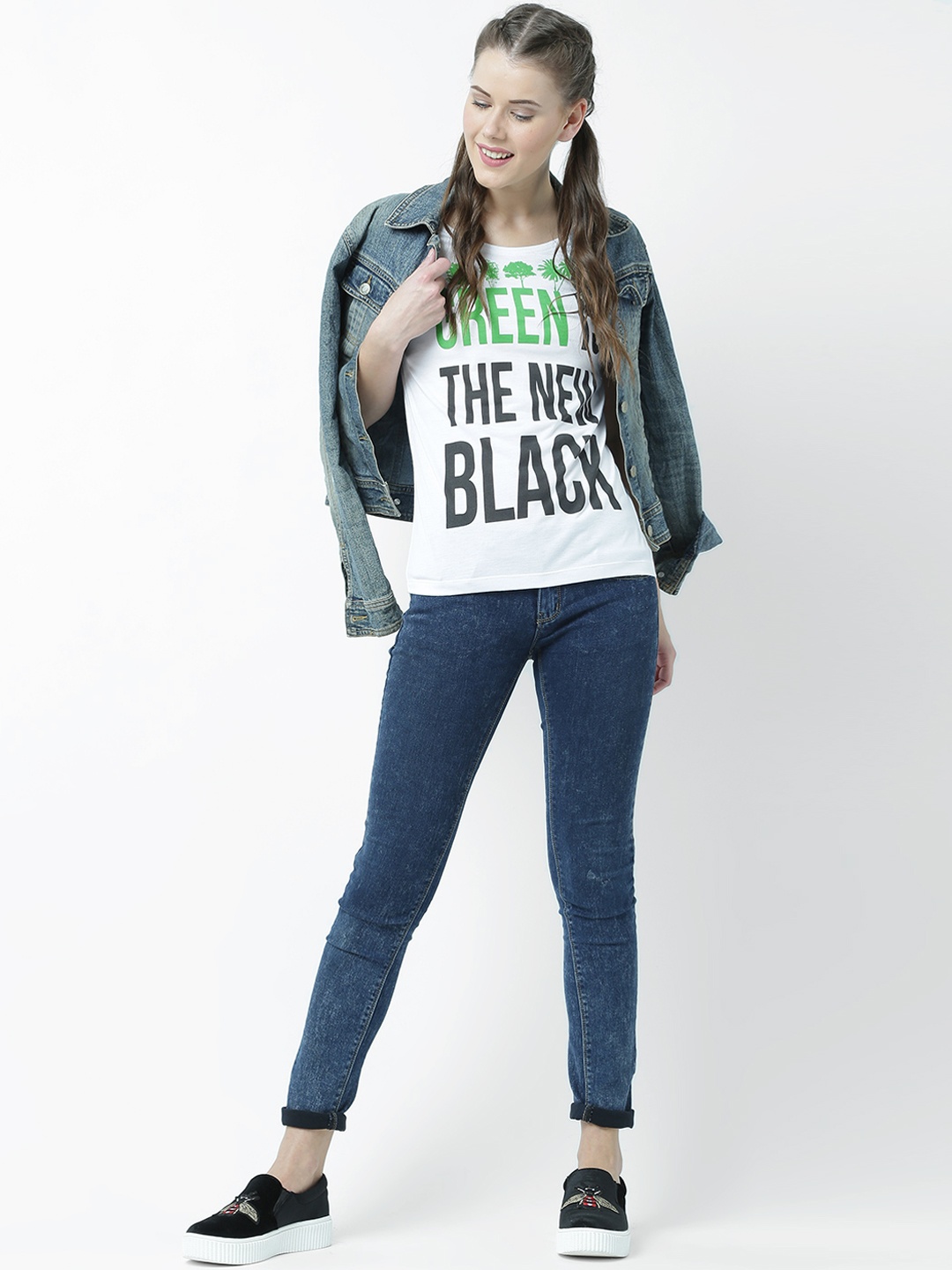 

Huetrap Women White Printed Round Neck T-shirt