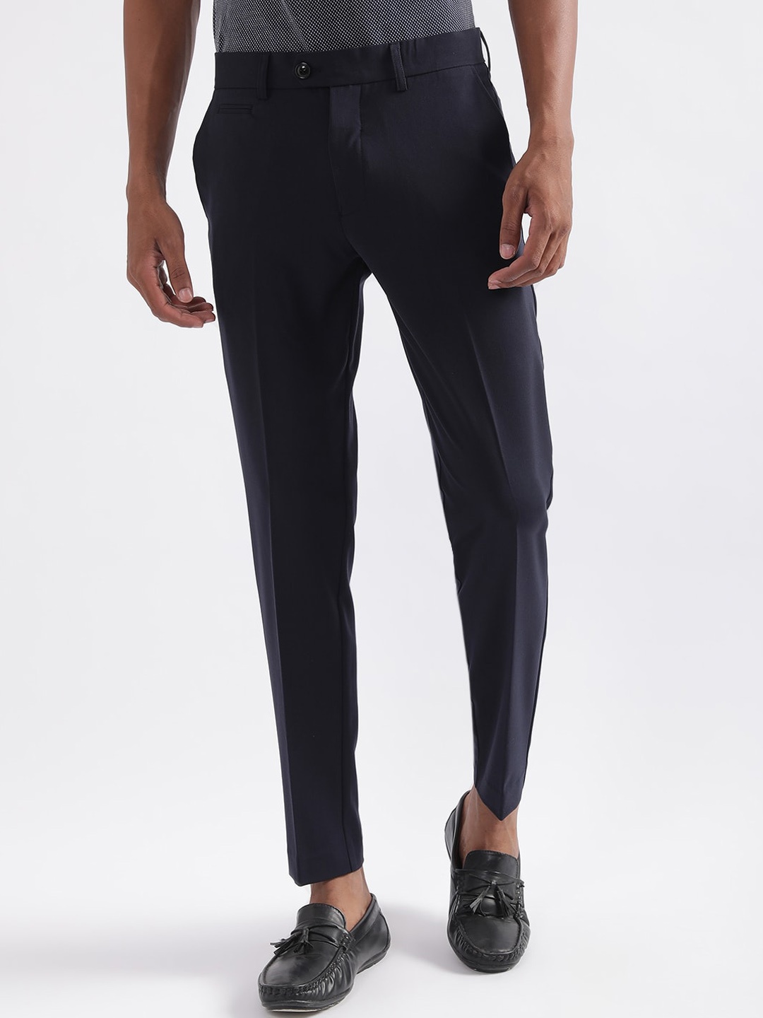 

LINDBERGH Men Solid Slim Fit Trousers, Navy blue