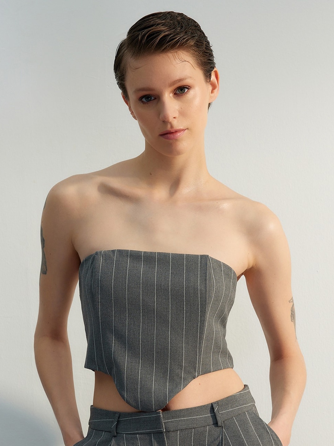 

Trendyol Striped Tube Crop Top, Grey