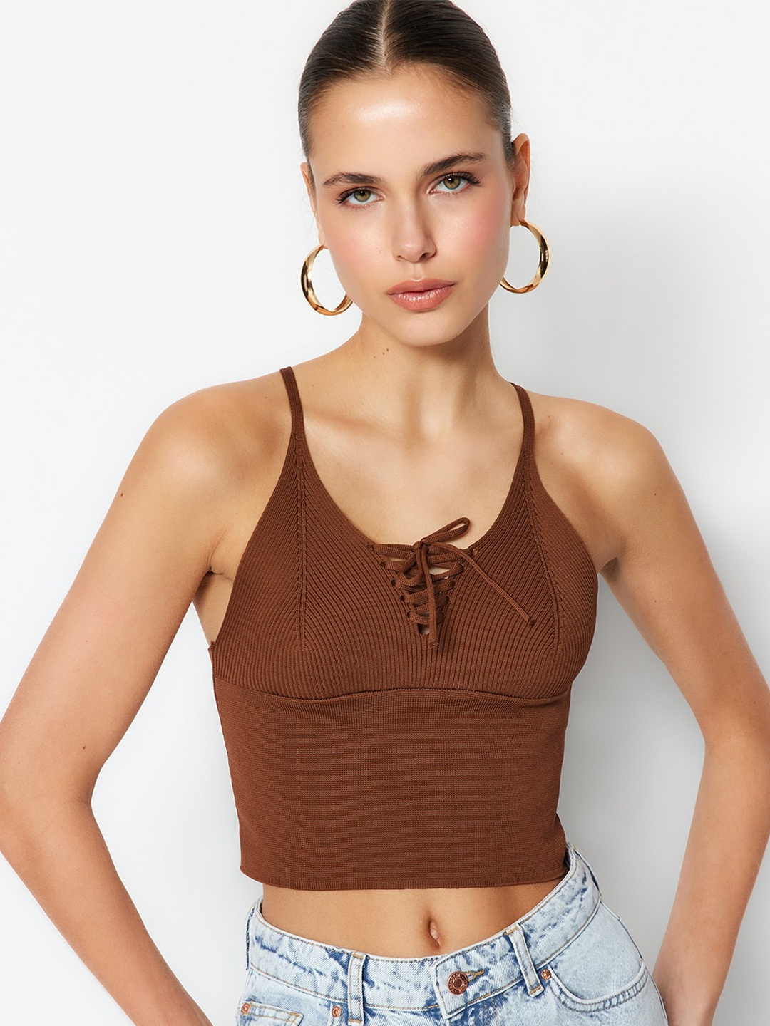 

Trendyol Shoulder Straps Crop Top, Brown