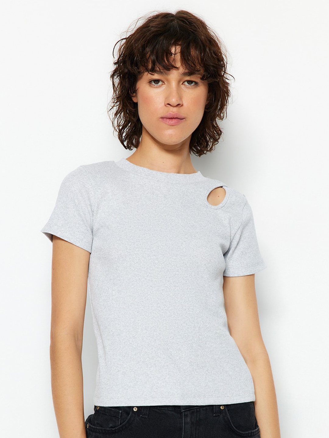 

Trendyol High Neck Cut-Out Detailed Fitted Top, Grey