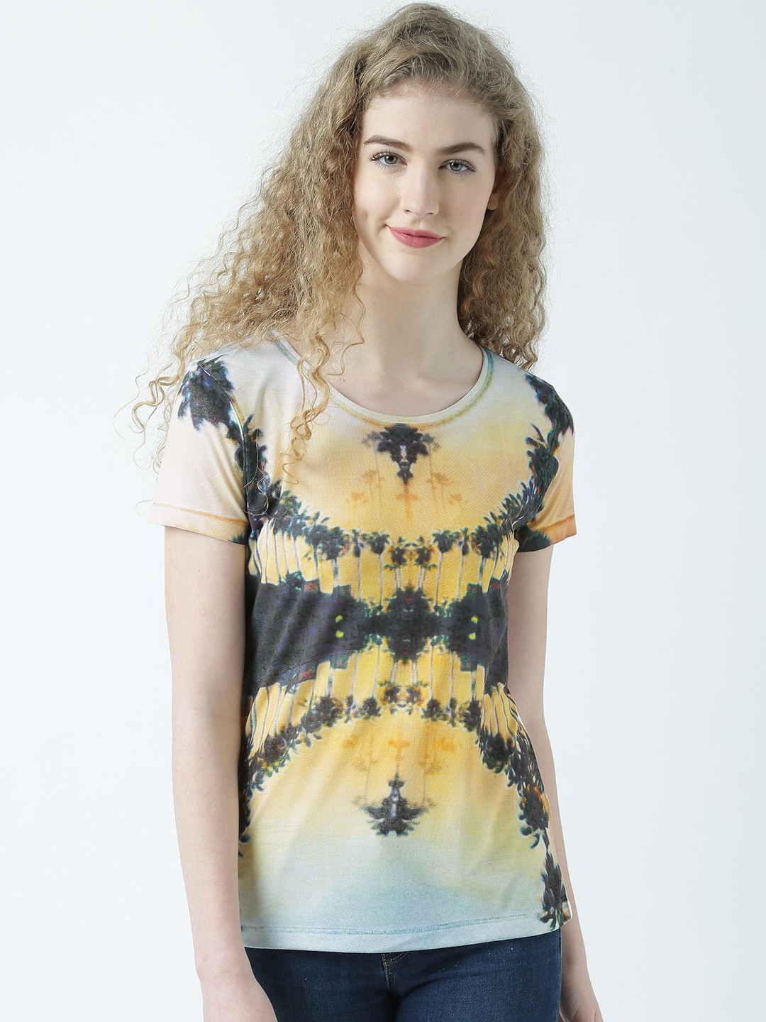 

Huetrap Women White & Yellow Printed Round Neck T-shirt