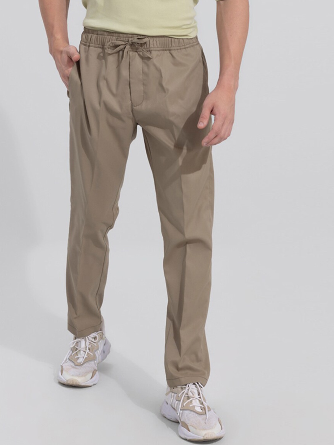 

Snitch Beige Mid-Rise Relaxed Joggers