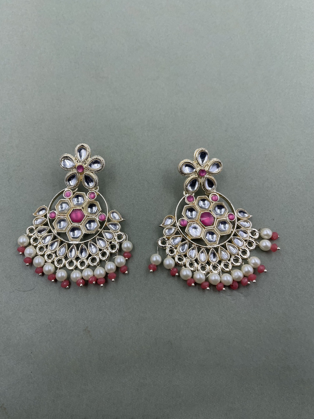 

Rhymee Gold-Plated Kundan-Studded & Beaded Floral Chandbalis