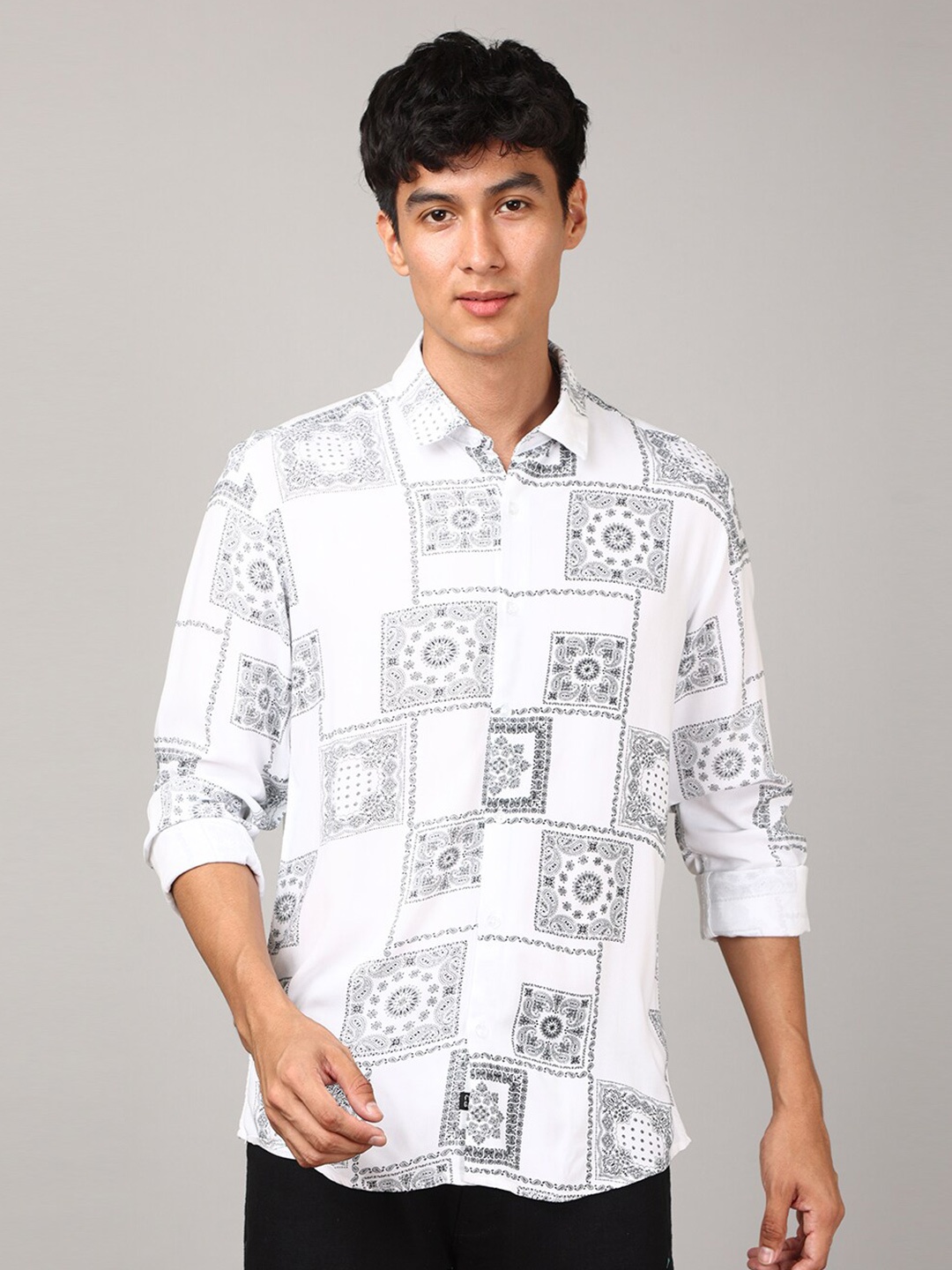 

FOGA Ethnic Motifs Printed Casual Shirt, White