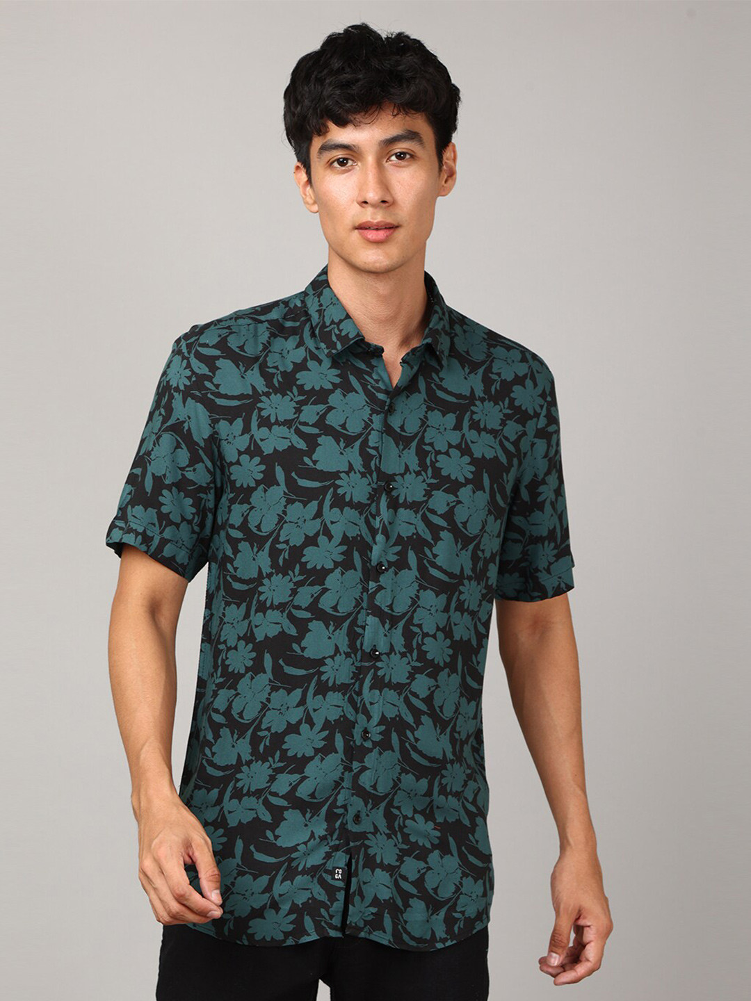 

FOGA New Floral Printed Slim Fit Pure Cotton Shirt, Black
