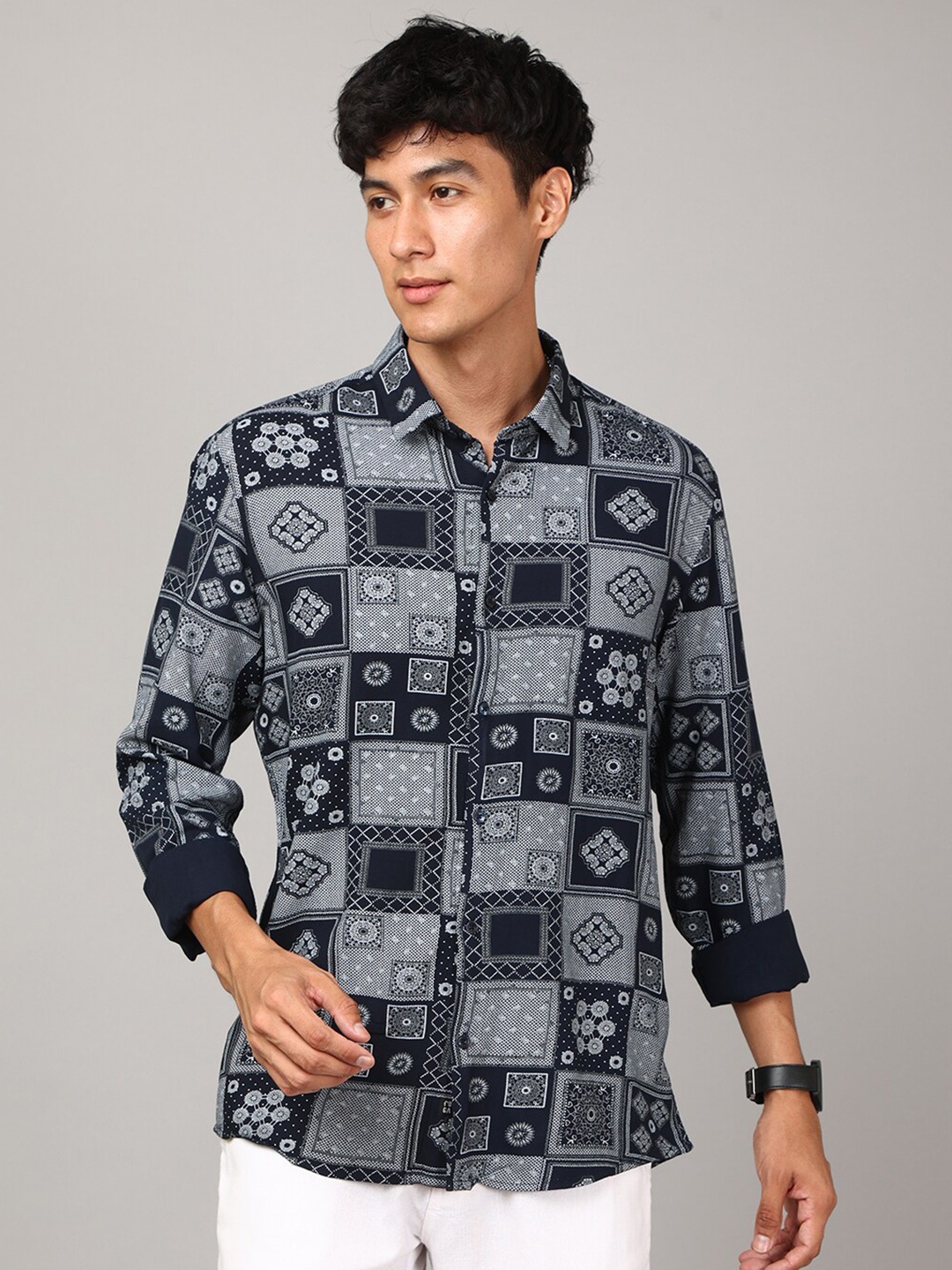 

FOGA Ethnic Motifs Printed Casual Shirt, Blue