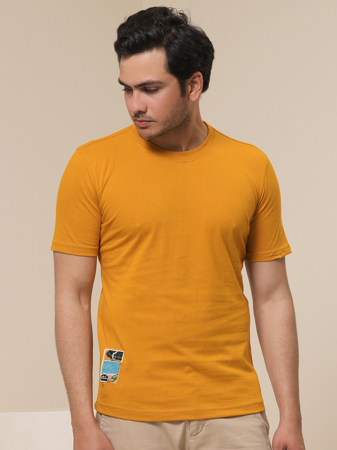 

ARTLESS Round Neck Applique Pure Cotton T-shirt, Mustard