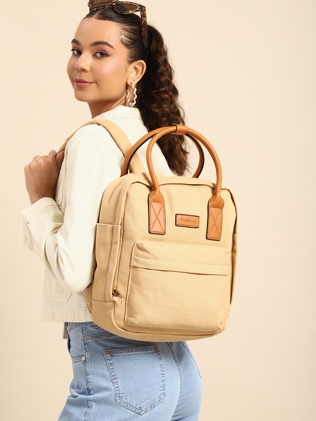 

DressBerry Women Solid Mini Backpack, Beige