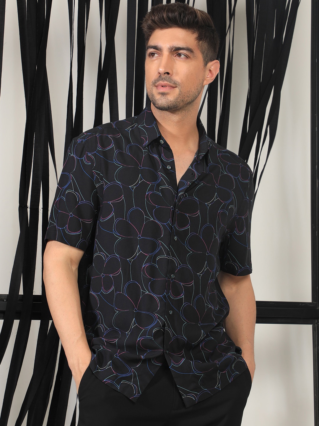 

RARE RABBIT Men Kris Slim Fit Floral Printed Shirt, Black