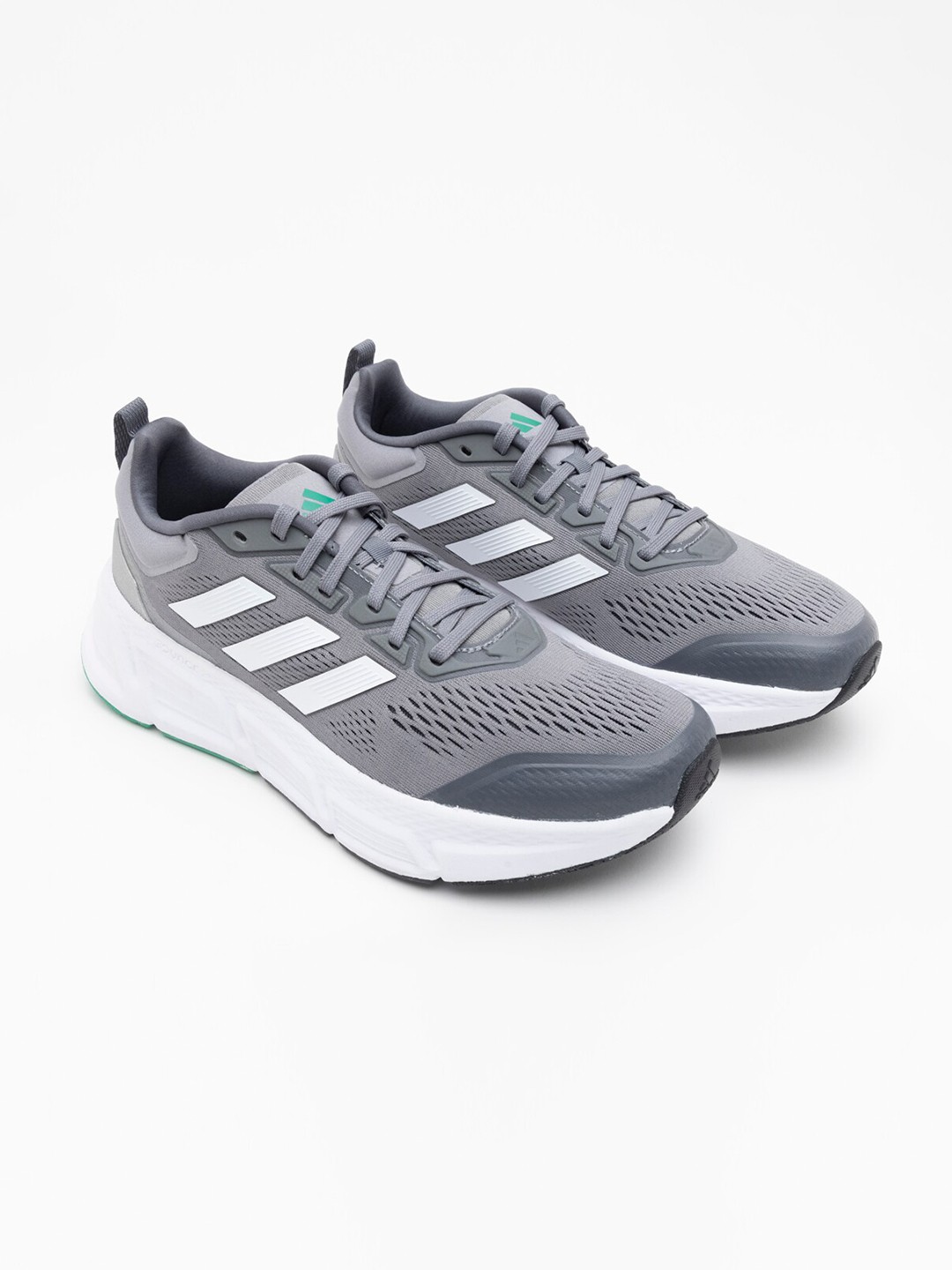 

ADIDAS Men Textured Running Sports Shoes, Grey