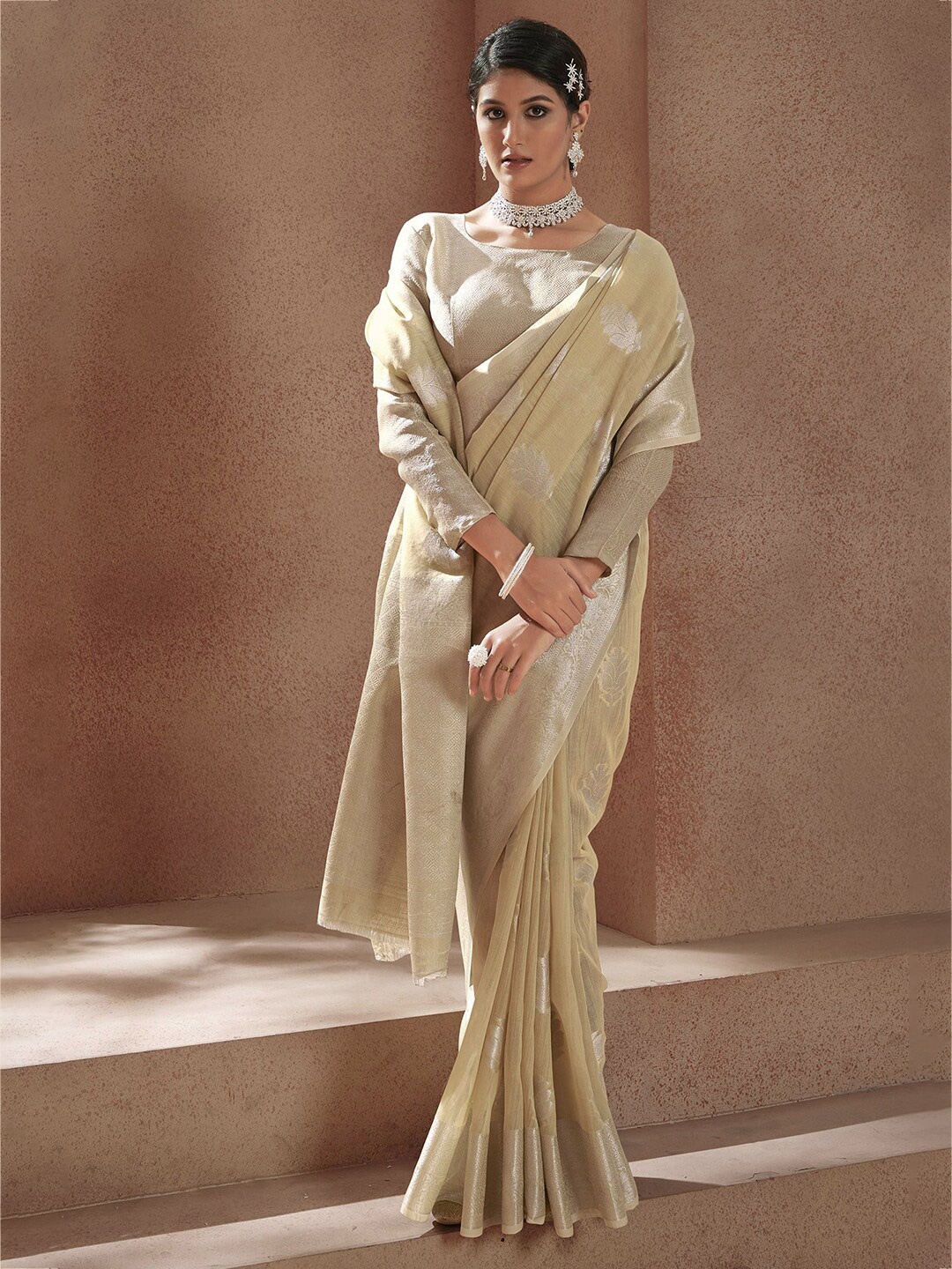

Satrani Woven Design Zari Linen Blend Saree, Beige