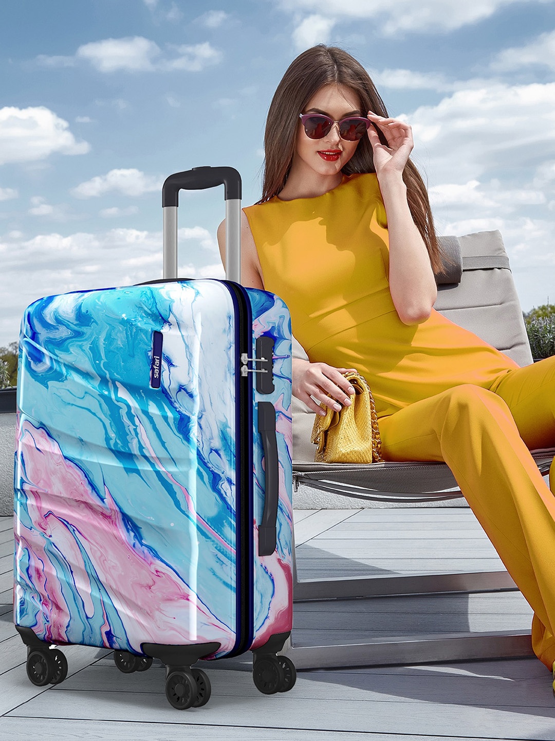 

Safari Hue Printed Poly Carbonate Small Hard Trolley Bag - 55 cm, Blue