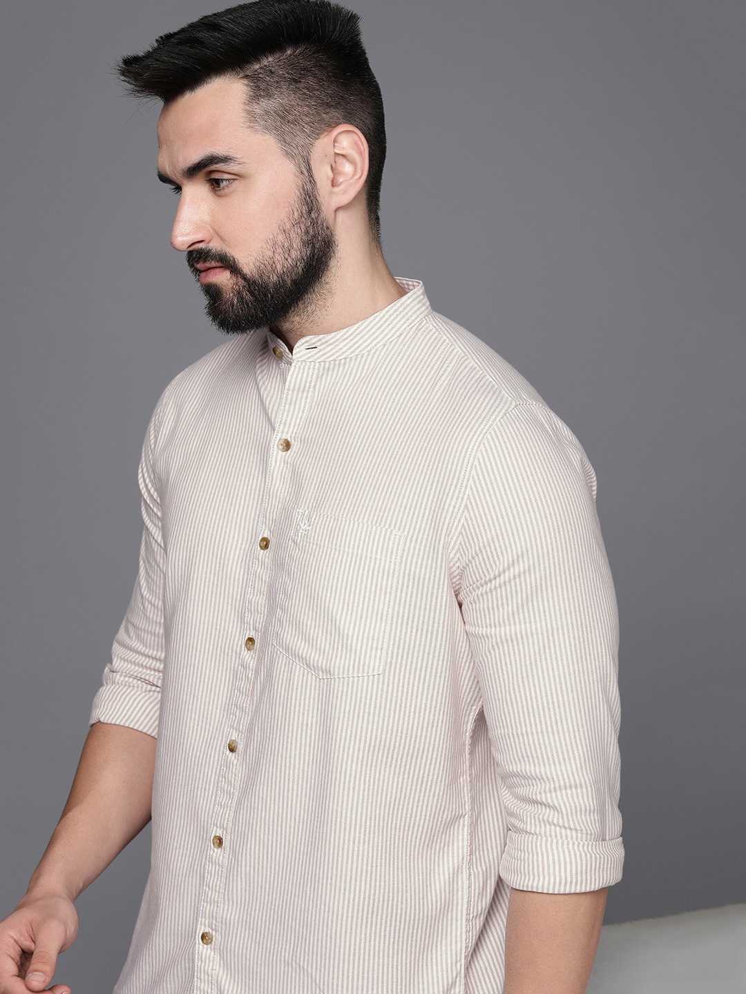 

WROGN Men Pure Cotton Slim Fit Opaque Striped Casual Shirt, White
