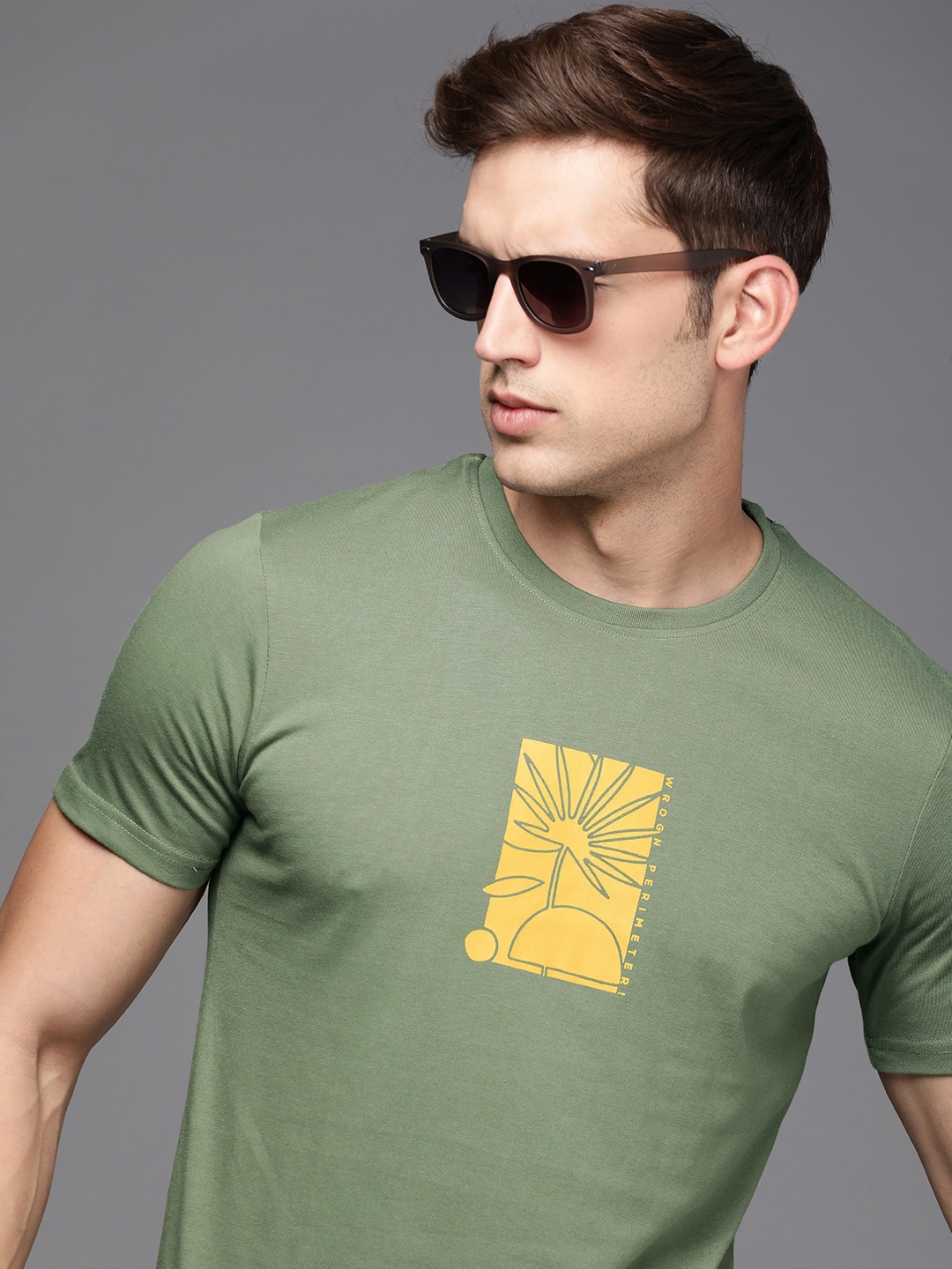 

WROGN Men Printed Round Neck Slim Fit T-shirt, Green