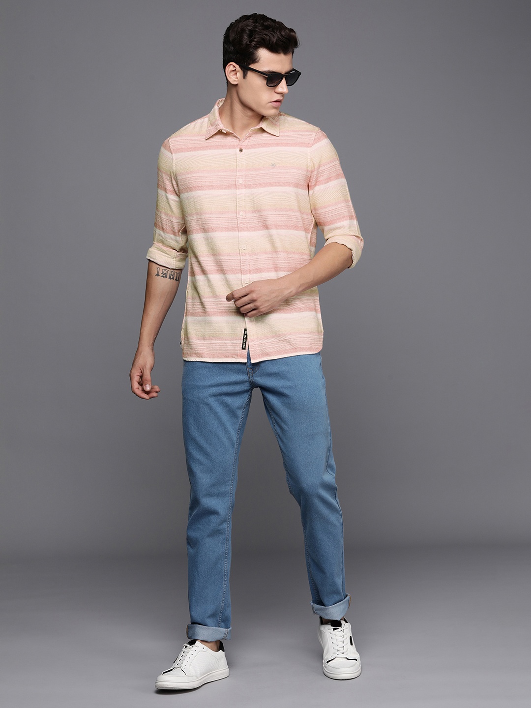 

WROGN Pure Cotton Slim Fit Horizontal Striped Casual Shirt, Red