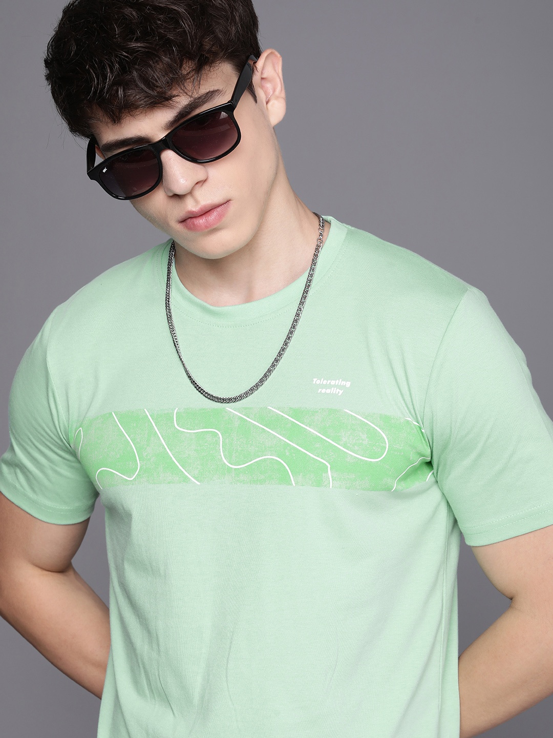 

WROGN Men Abstract Printed Round Neck Slim Fit T-shirt, Green