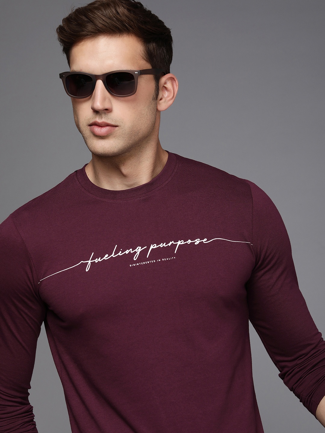 

WROGN Typography Printed Slim Fit Casual T-shirt, Burgundy