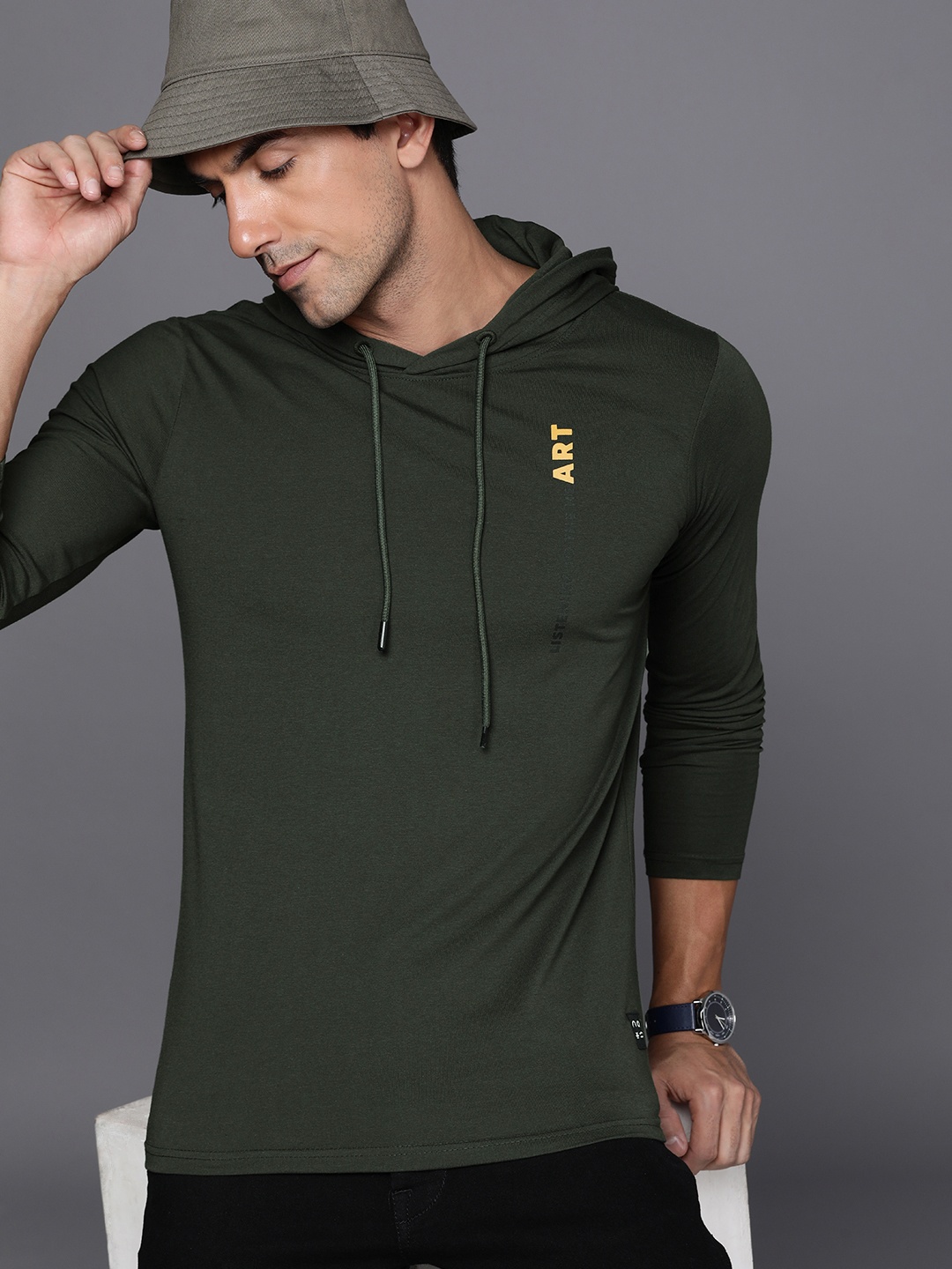 

WROGN Slim Fit Typography Printed Hooded Casual T-shirt, Green