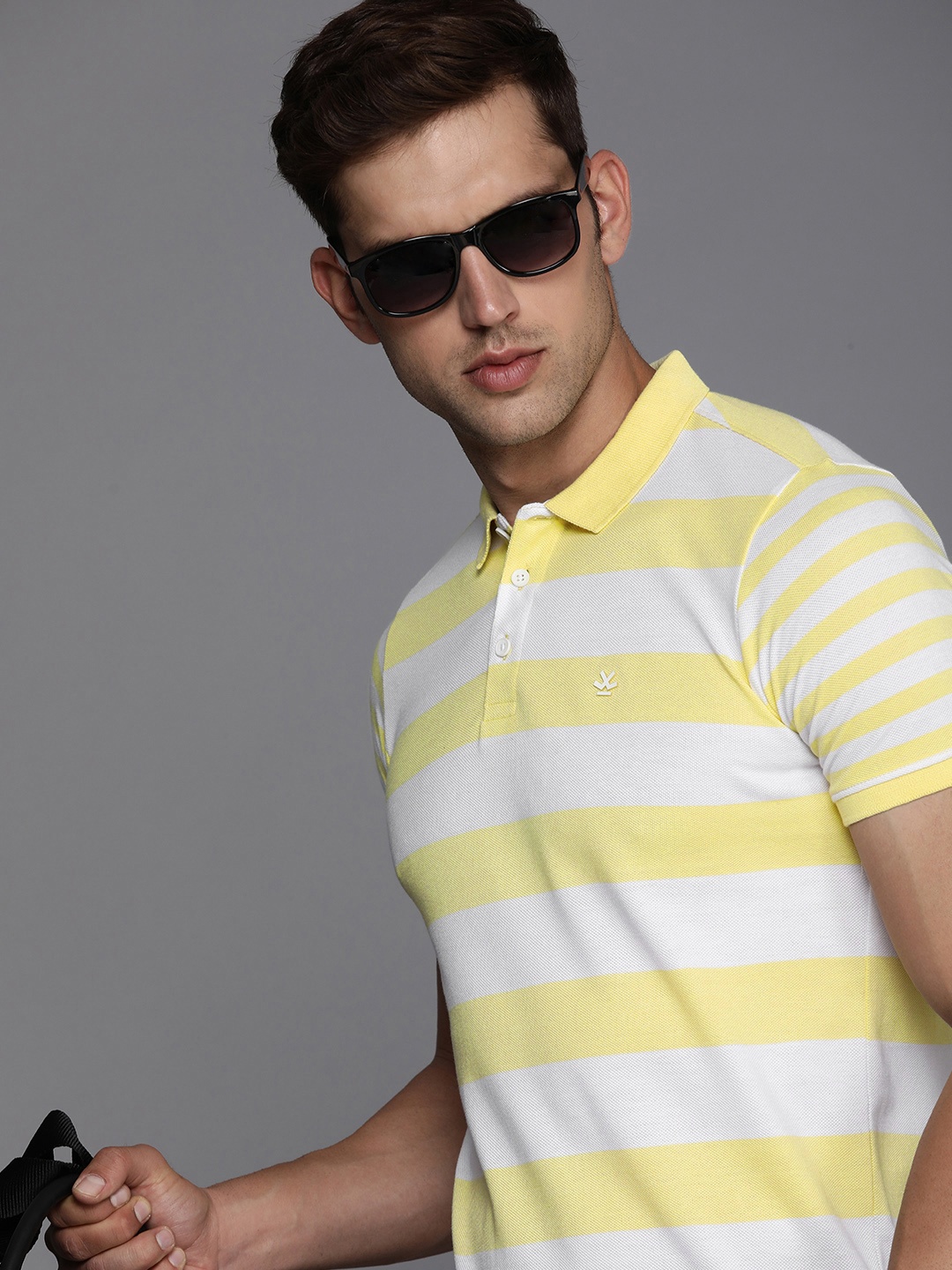 

WROGN Men Colourblocked Polo Collar Slim Fit T-shirt, Yellow