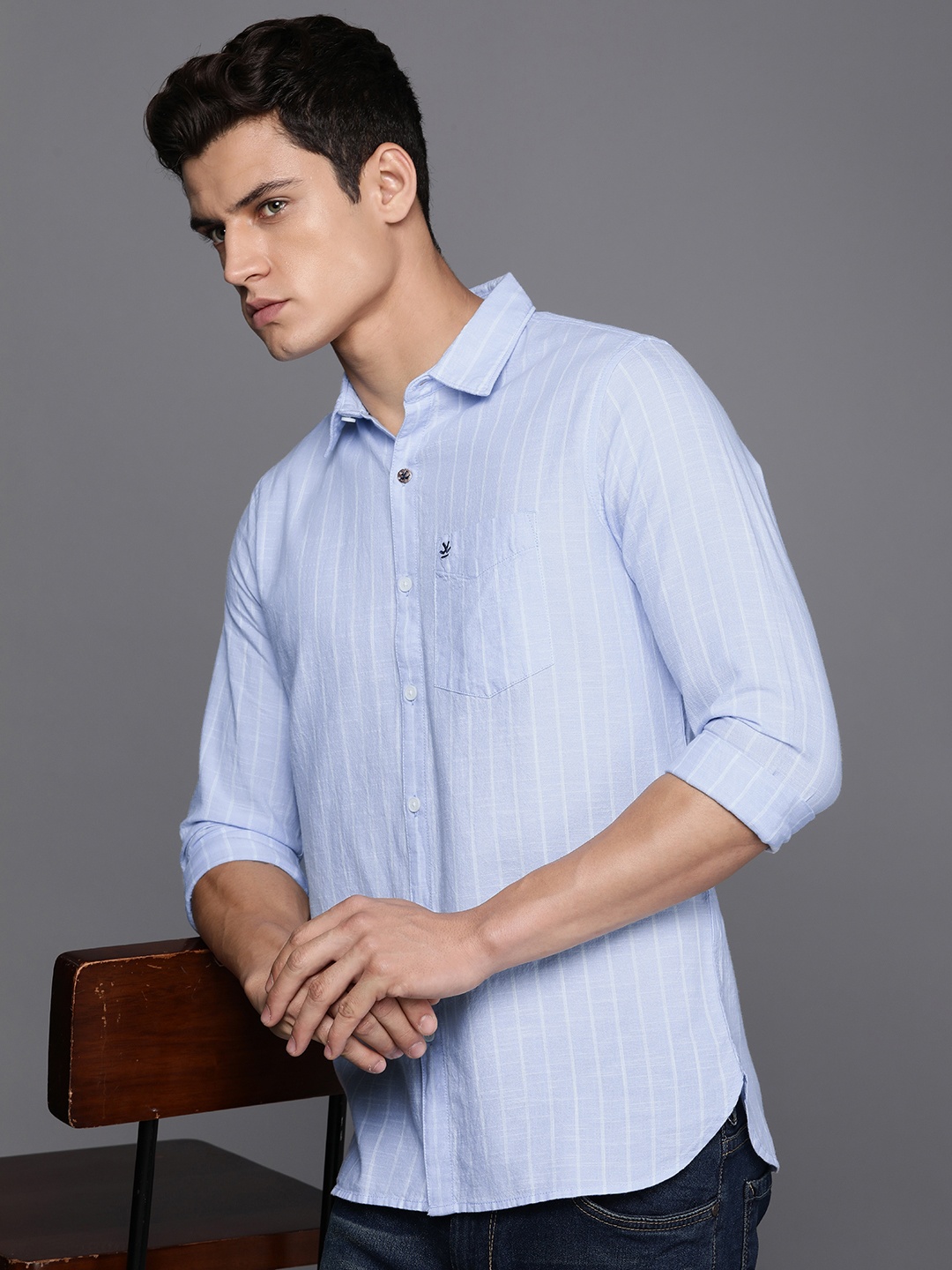 

WROGN Pure Cotton Slim Fit Striped Casual Shirt, Blue