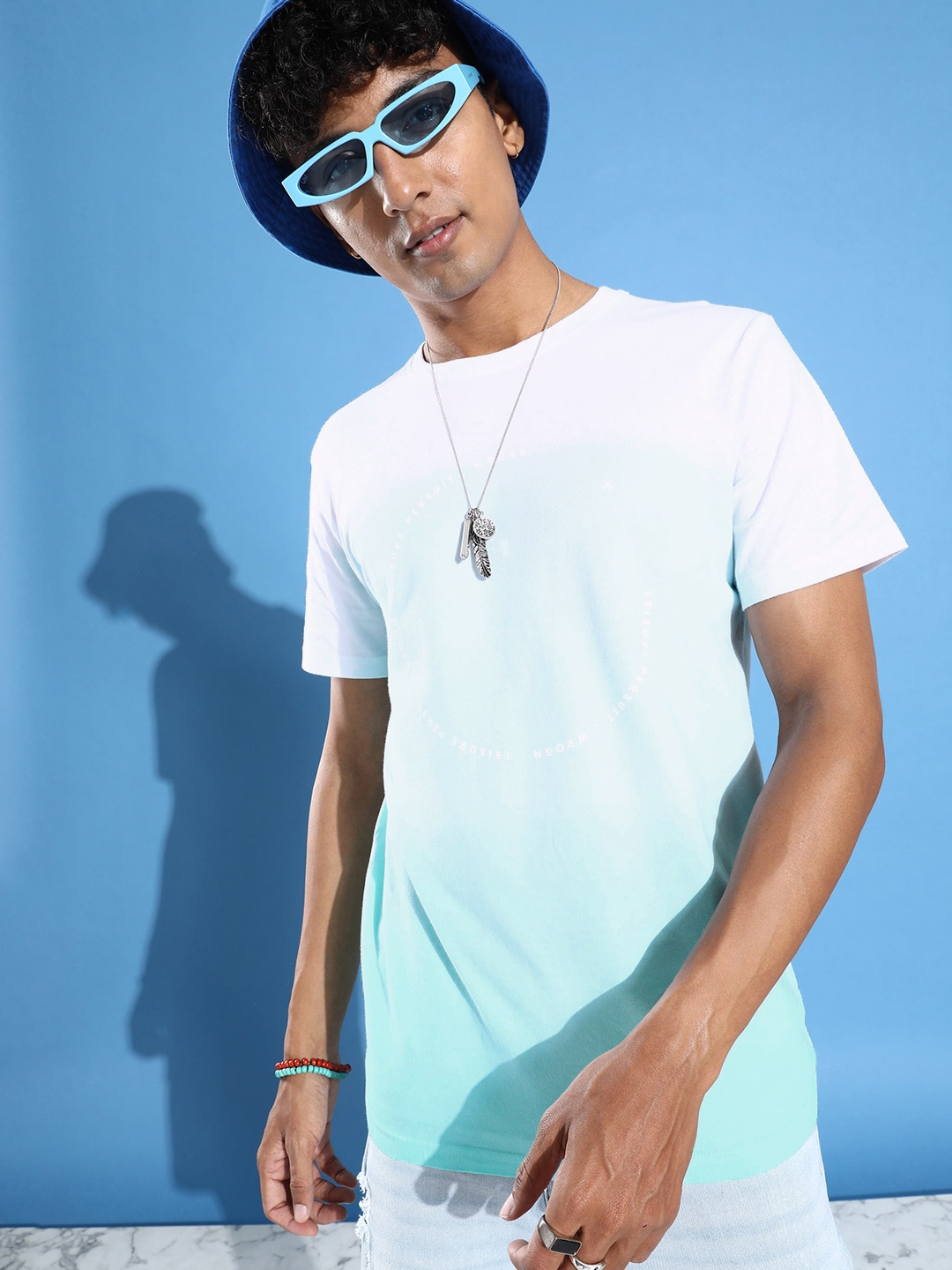 

WROGN Typography Printed & Ombre Pure Cotton Slim Fit T-shirt, White