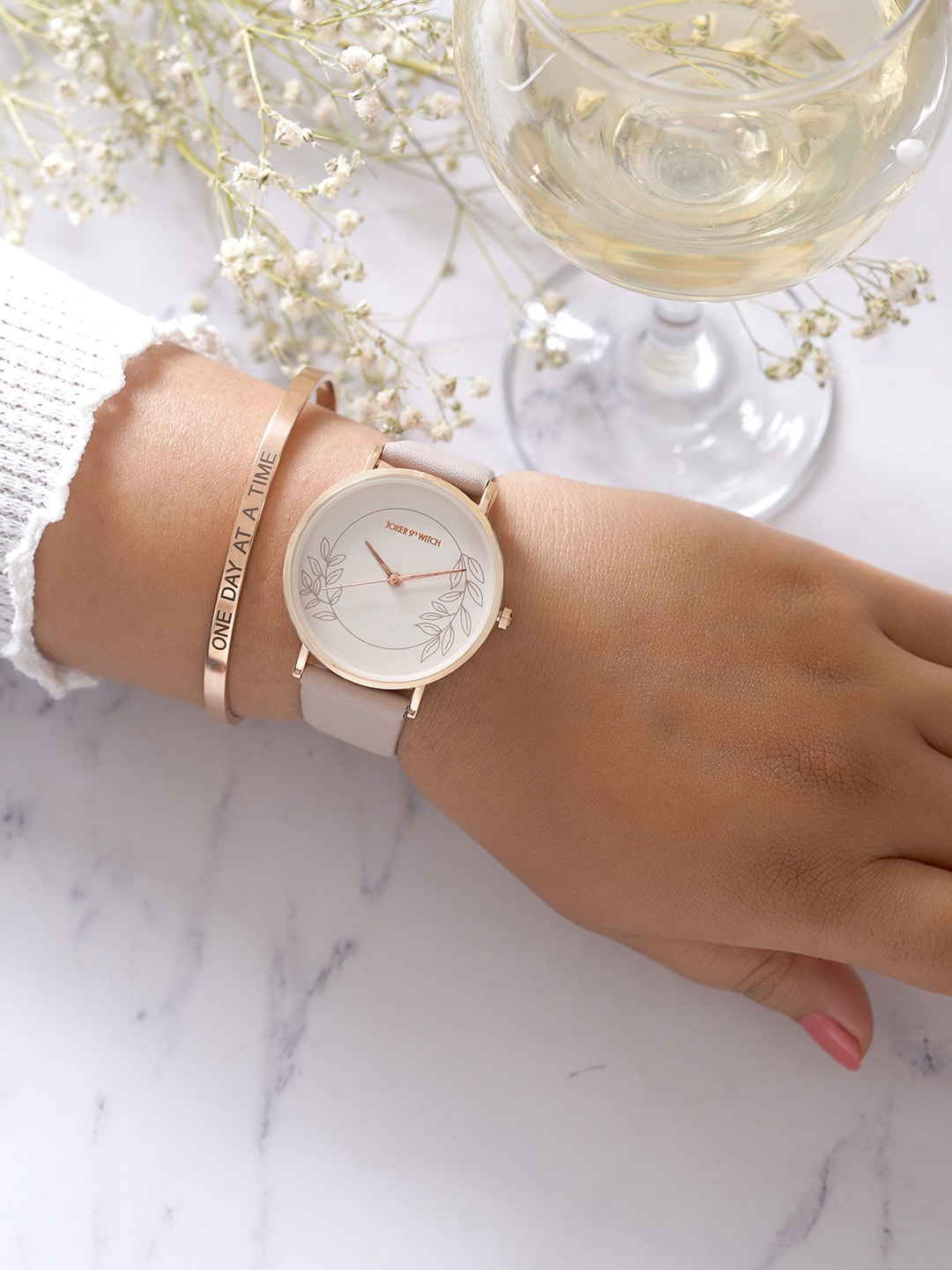 

JOKER & WITCH Women Kiara Watch Bracelet Stack JWBS928, Rose gold