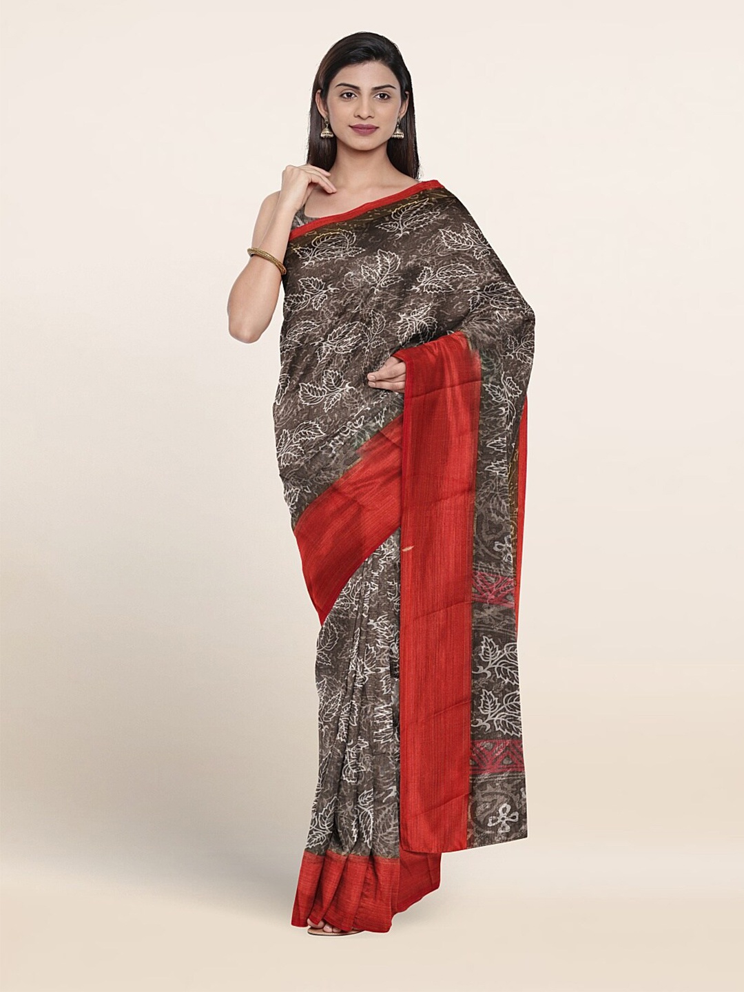 

Pothys Floral Printed Saree, Grey