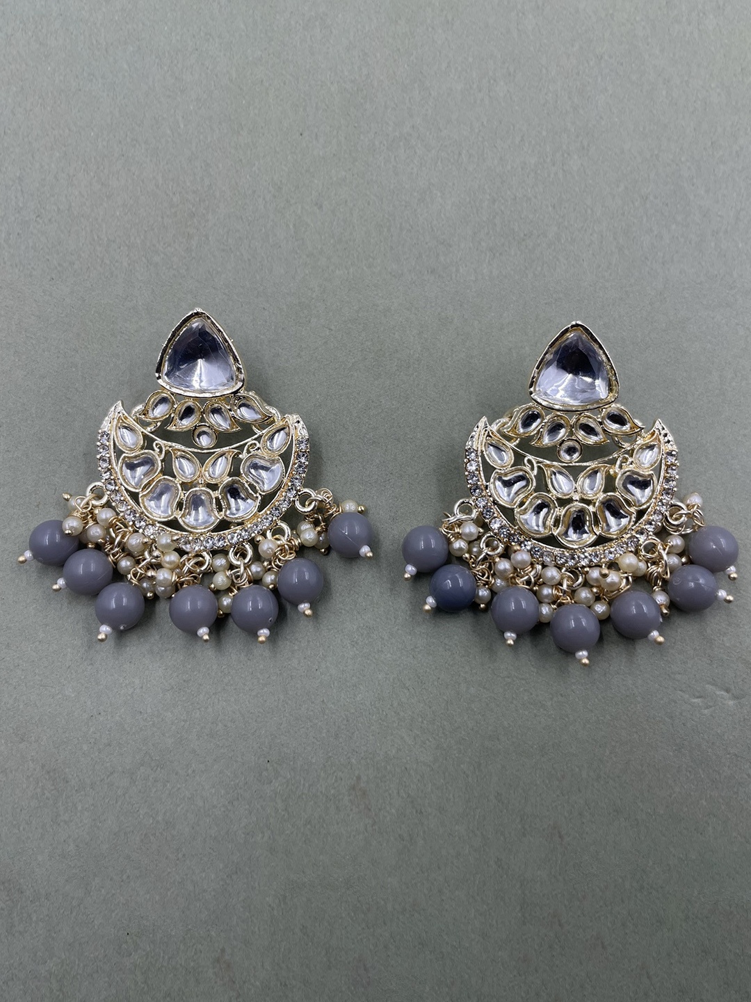 

Rhymee Gold-Plated Kundan & Pearl Studded Floral Chanbalis