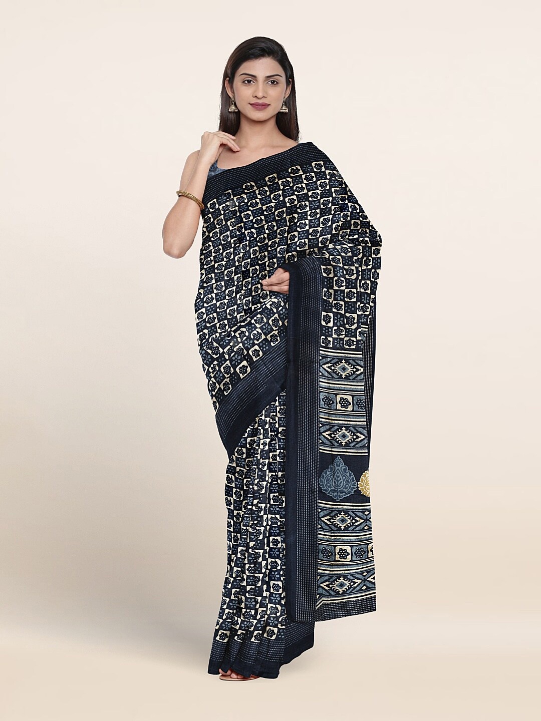 

Pothys Floral Printed Cotton Saree, Navy blue