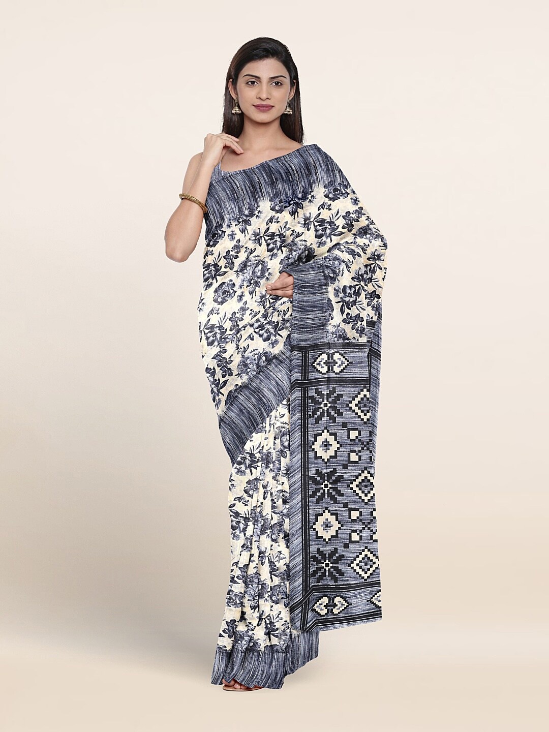 

Pothys Floral Printed Saree, Cream
