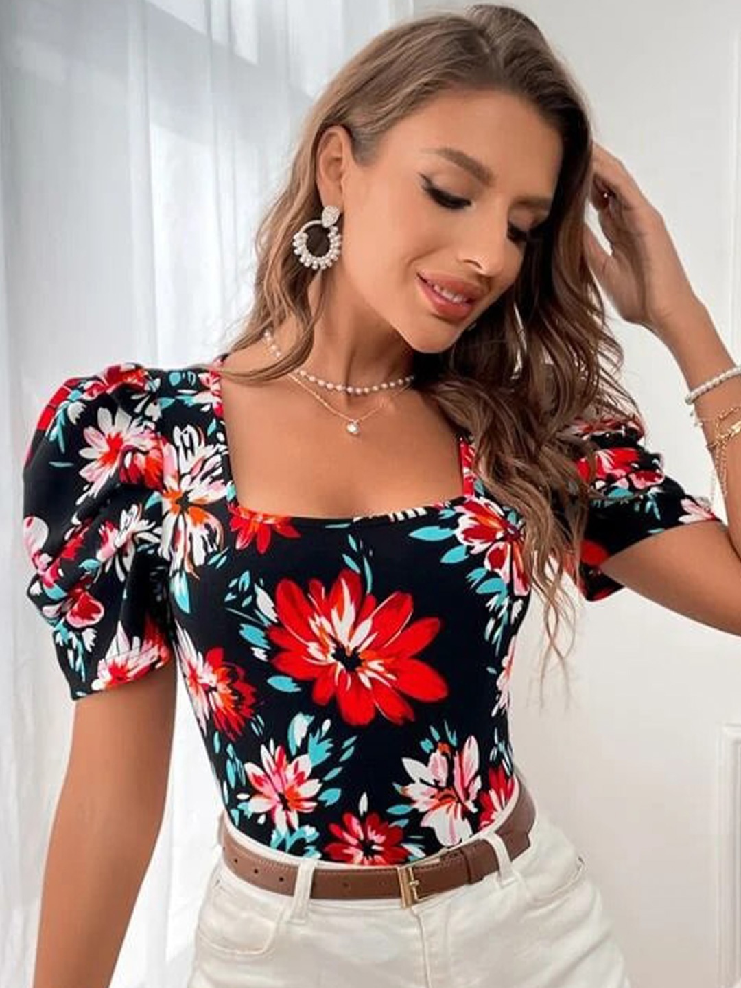 

RAJOVATI Floral Printed Square Neck Puff Sleeve Top, Red