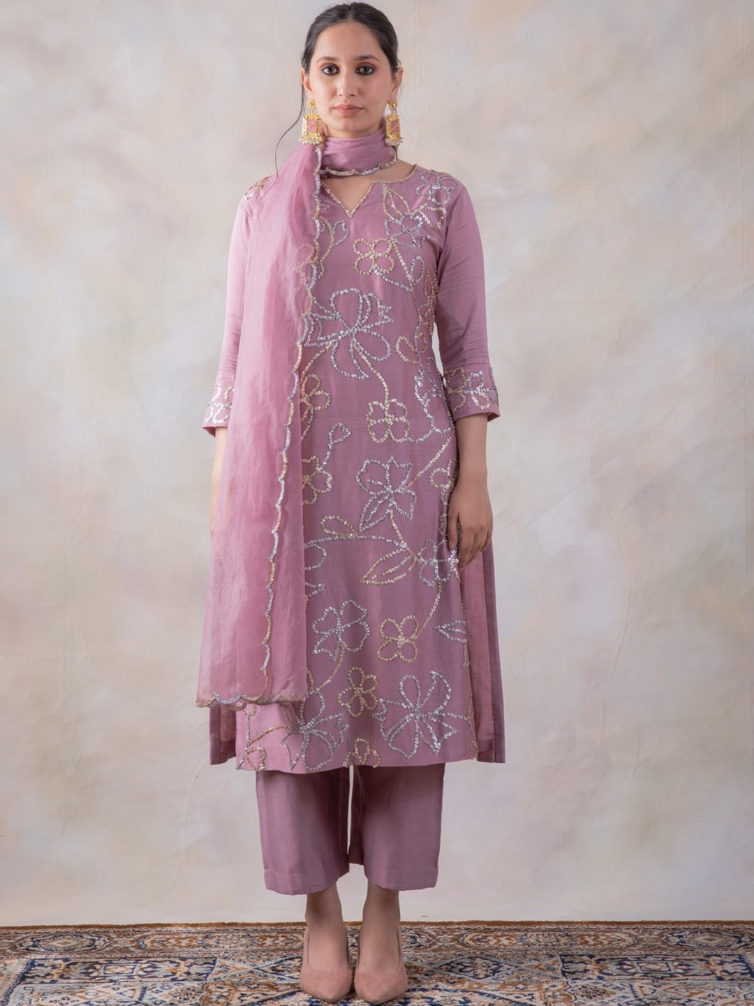 

baidehi Sequins Embellished Kurta with Trousers & Dupatta, Lavender
