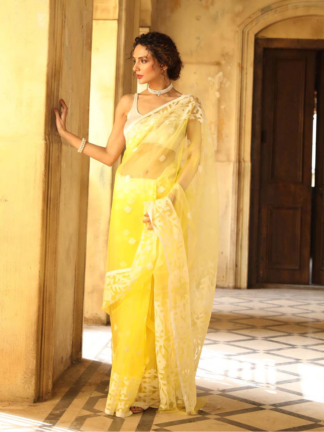 

Indethnic Floral Tissue Jamdani Saree With Blouse Piece, Yellow