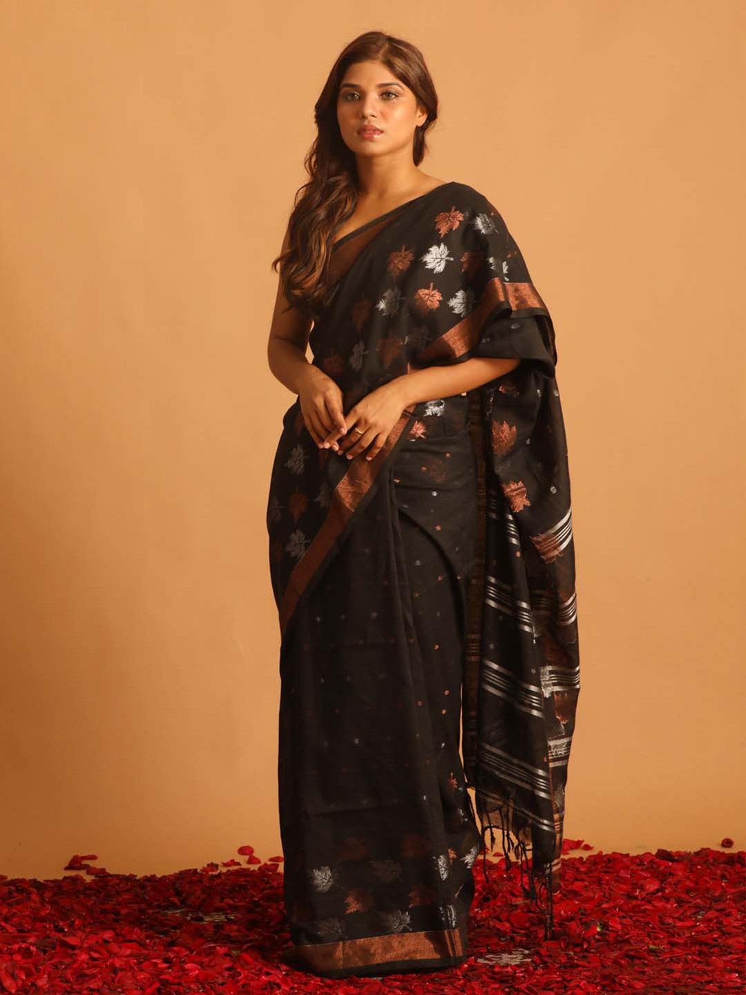 

Indethnic Floral Woven Design Zari Pure Cotton Jamdani Saree, Black