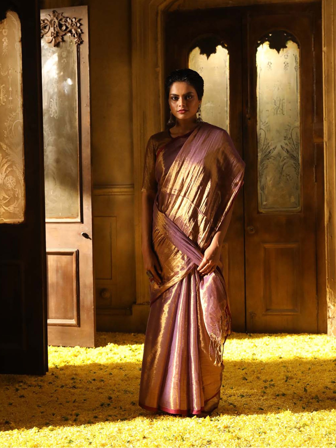 

Indethnic Zari Pure Cotton Jamdani Saree, Purple