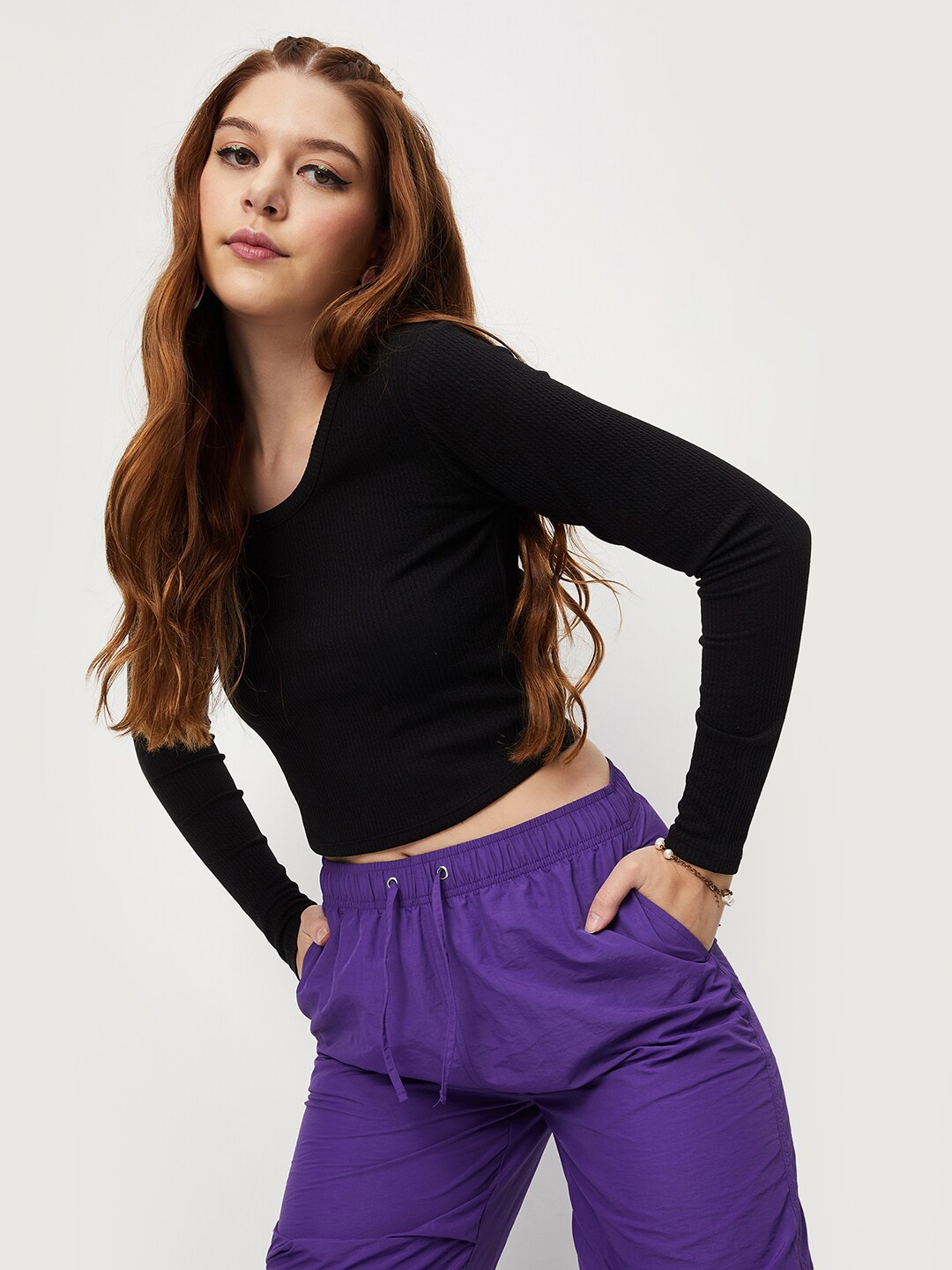 

max Long Sleeves Fitted Crop Top, Black