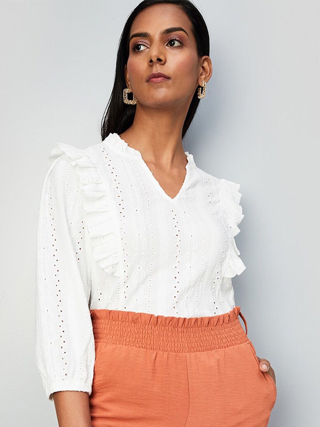 

max V-Neck Puff Sleeves Ruffled Schiffli Top, White