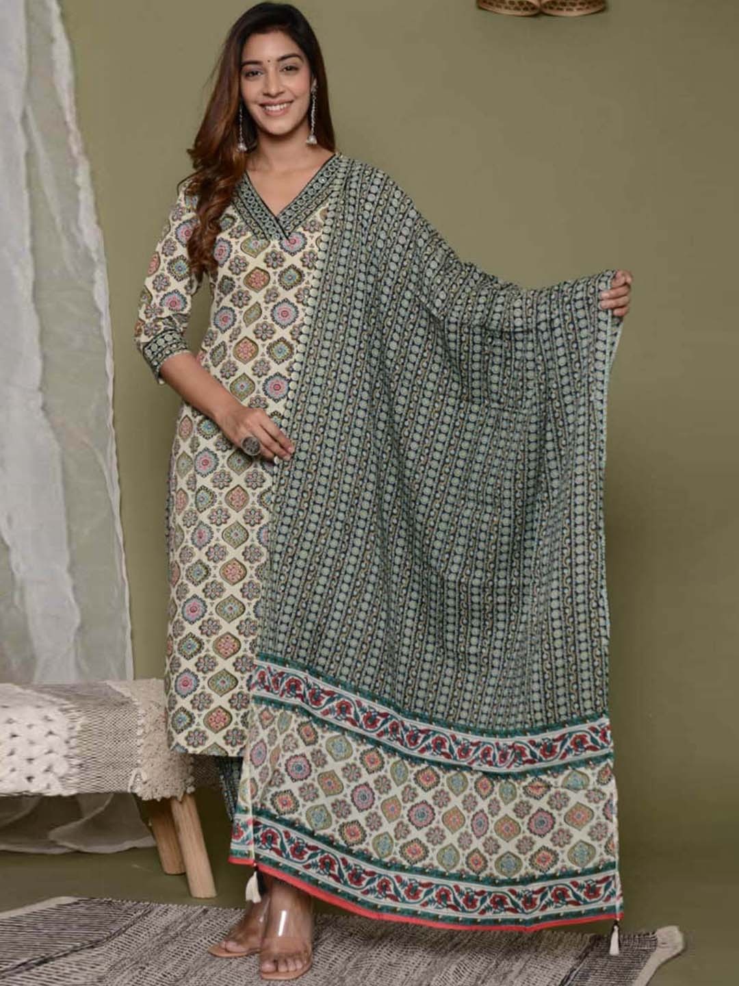 

Meena Bazaar Ethnic Motifs Printed Kurta with Trousers & Dupatta, Cream