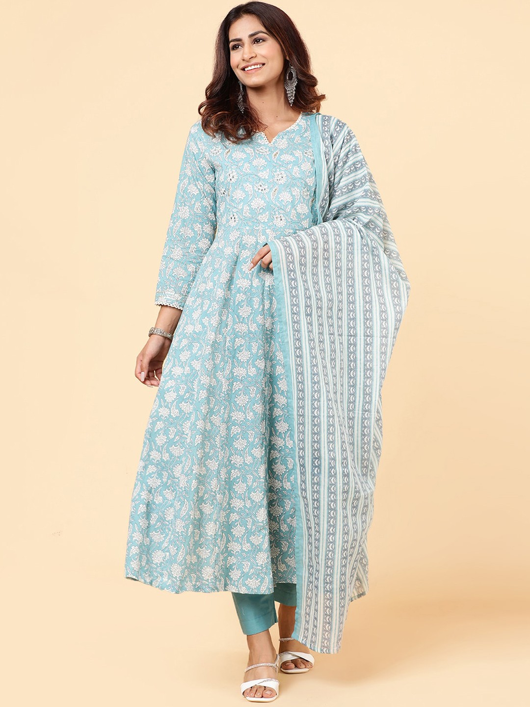 

Meena Bazaar Paisley Printed Kurta with Trousers & Dupatta, Blue