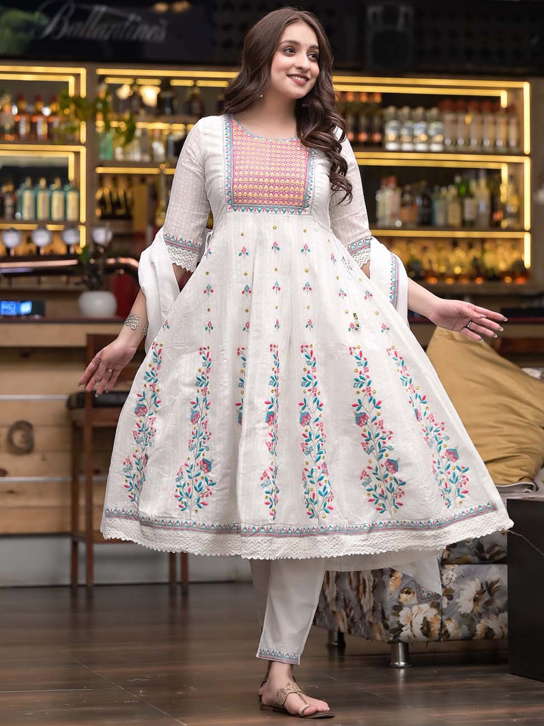 

Meena Bazaar Floral Embroidered Mirror Work Kurta with Trousers & Dupatta, White