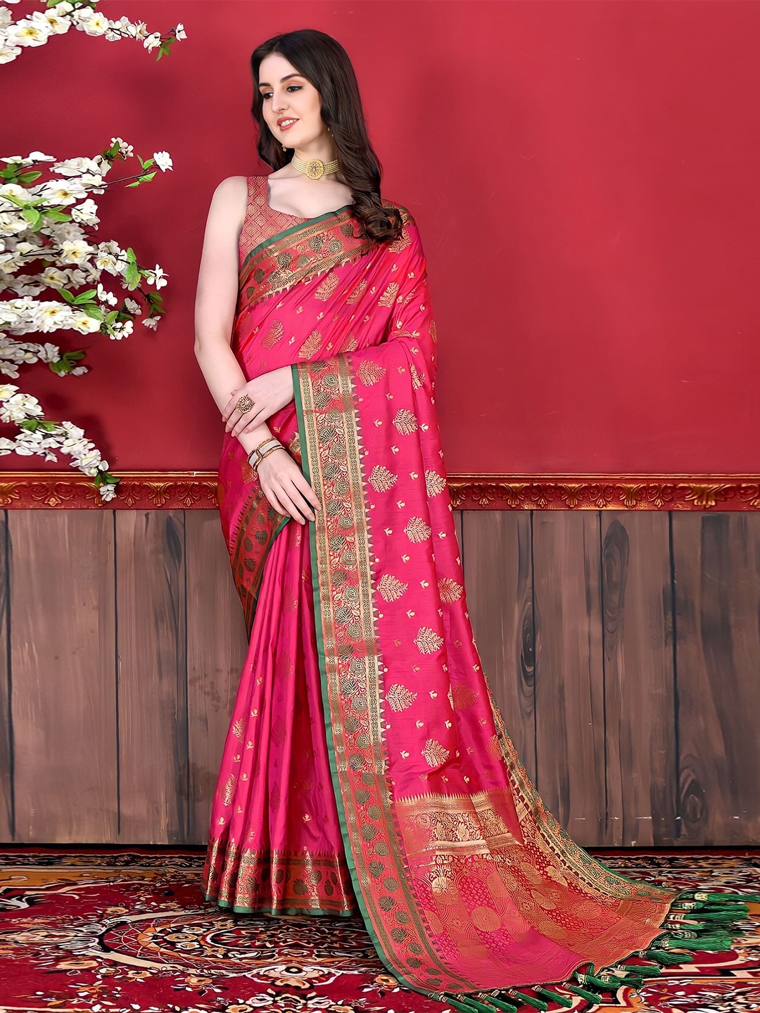 

Mitera Pink & Green Floral Woven Design Zari Banarasi Saree