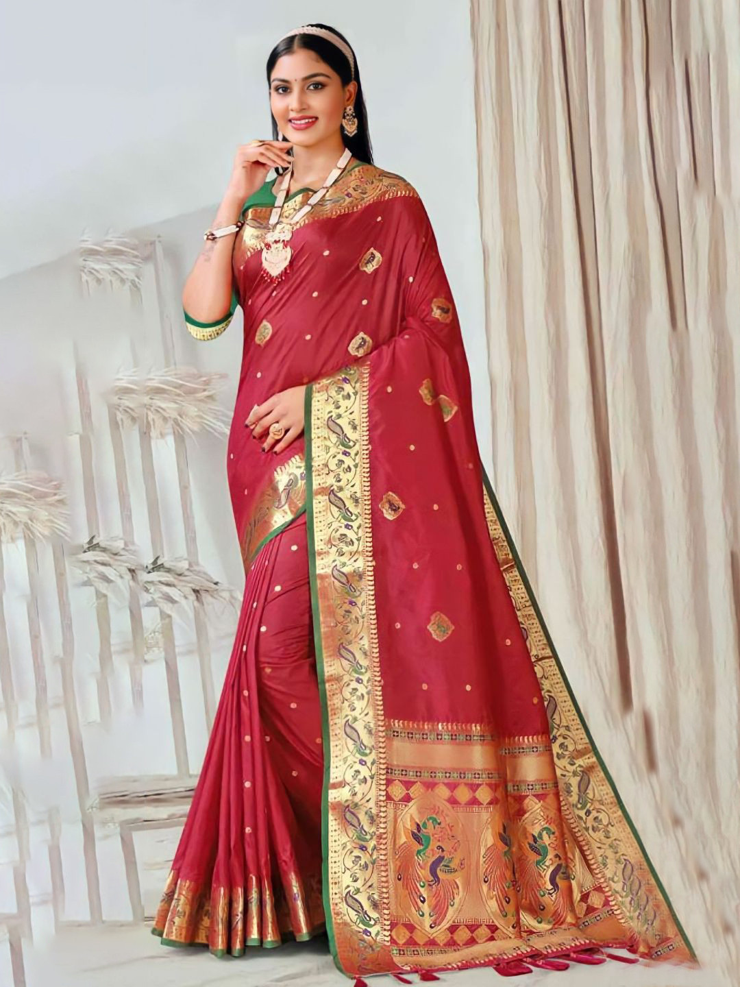 

Mitera Pink & Green Ethnic Woven Design Zari Paithani Saree