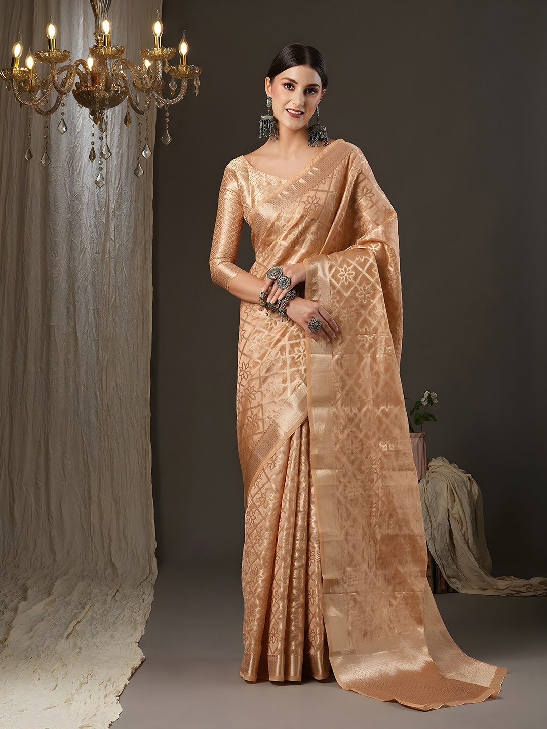 

Mitera Coral & Gold Floral Zari Organza Banarasi Saree With Blouse Piece