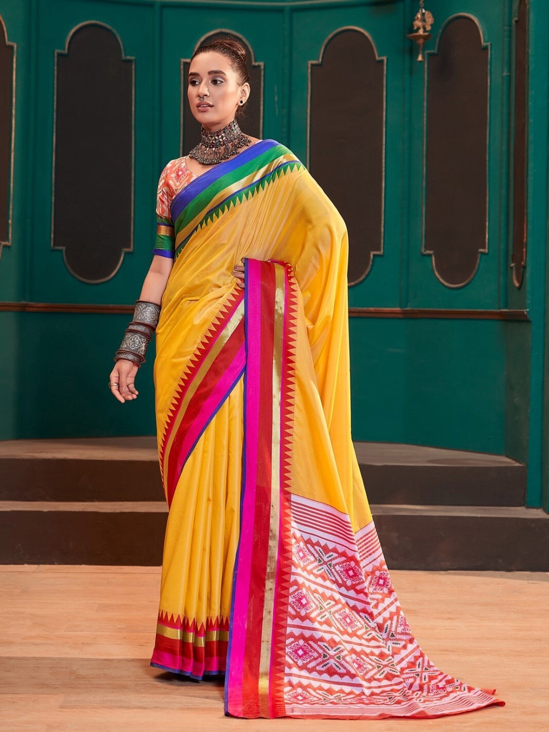 

Mitera Yellow Zari Banarasi Saree