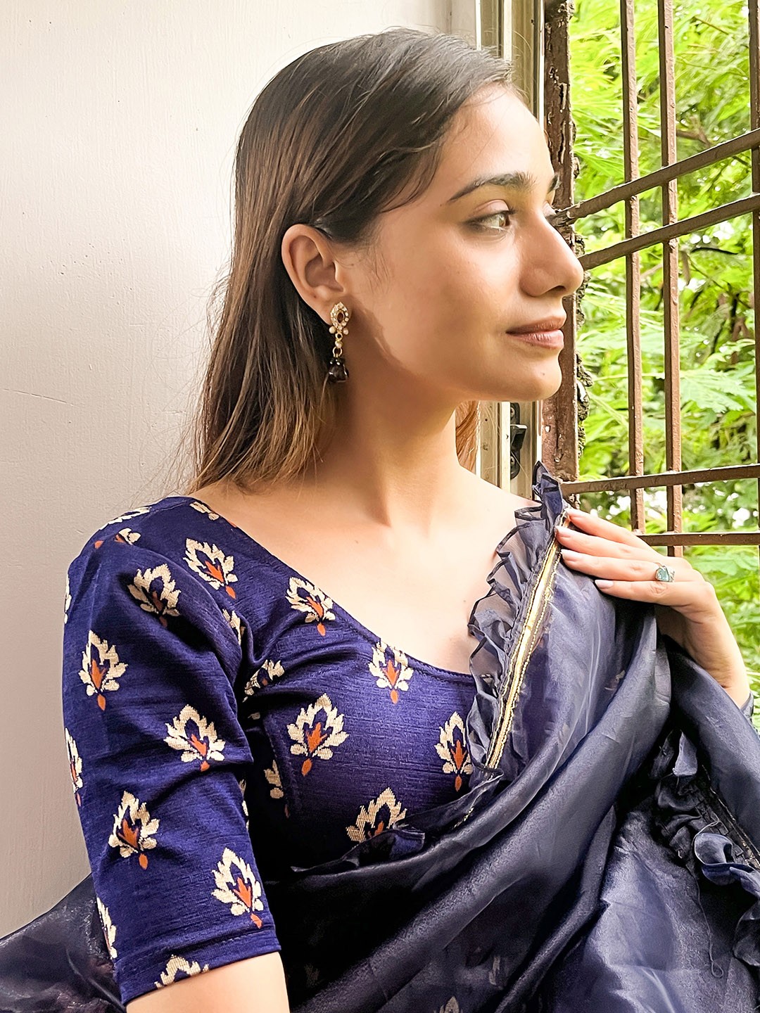 

Bindigasm's Advi Printed Stretchable Ready-to-Wear Saree Blouse, Navy blue
