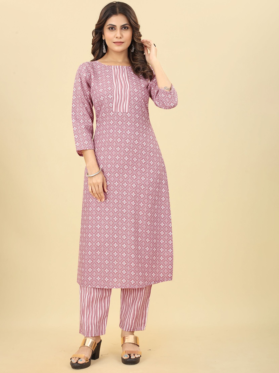 

KALINI Ethnic Motifs Printed Regular Kurta with Trousers, Peach